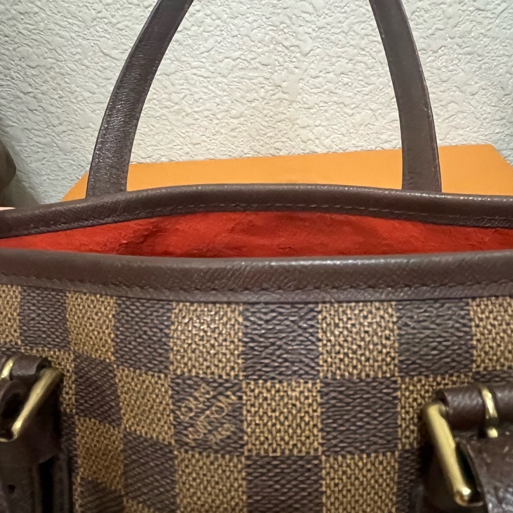 Louis Vuitton Brown Checkered Tote Bag with Gold Accents - Picture 10 of 12